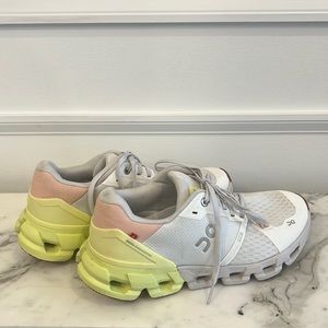 On Running shoes, size 8